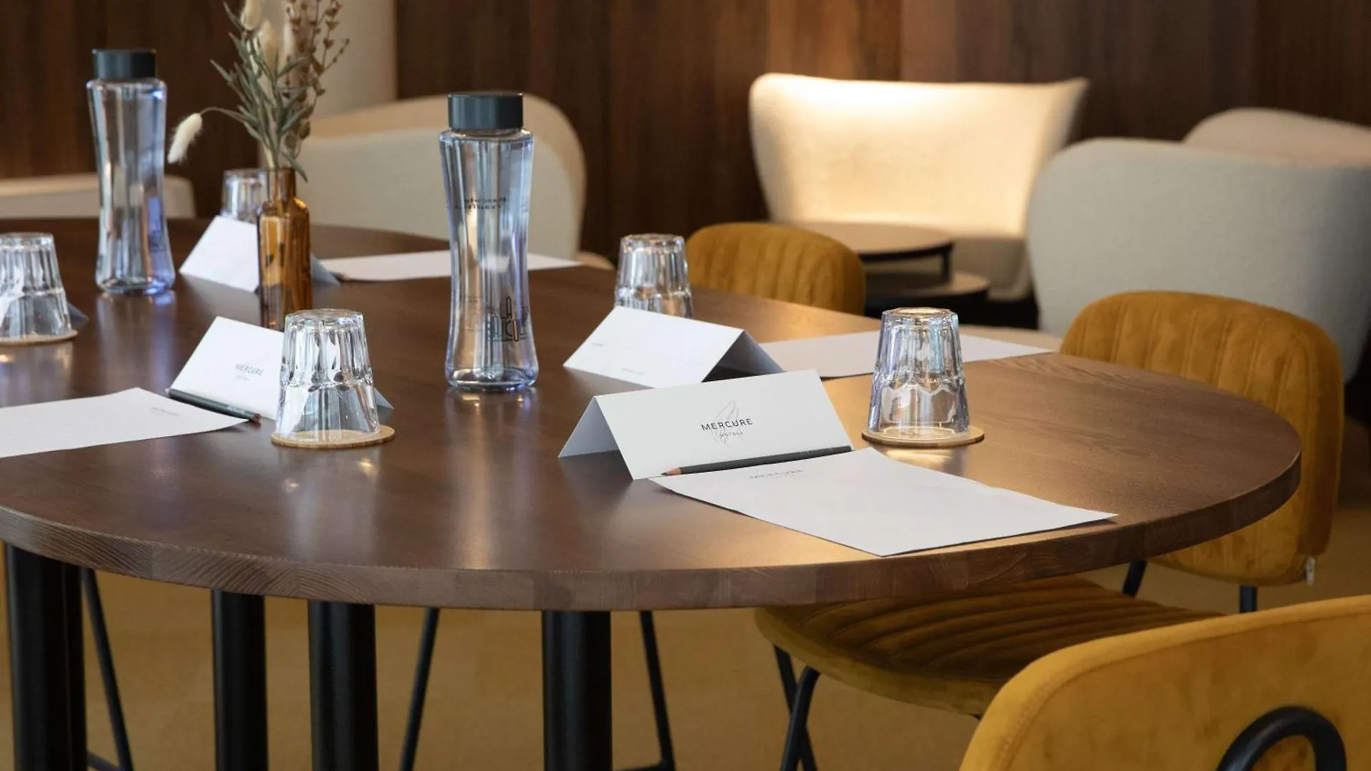 Hotel Mercure Lyon Centre Charpennes Villeurbanne 4*,